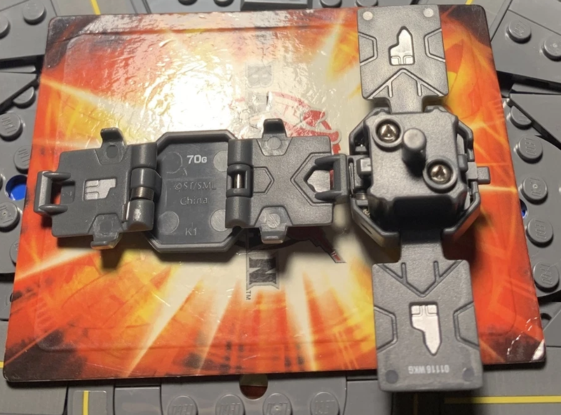 File:Bombaplode Silver 70Gs 01116WKG.png