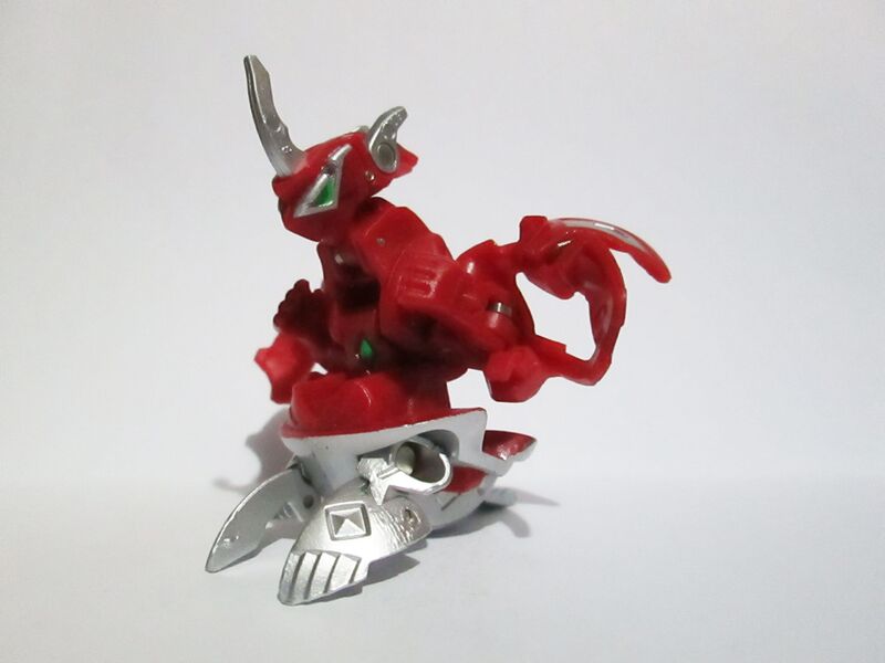 File:KeithStrife Pyrus TitaniumDragonoid.JPG